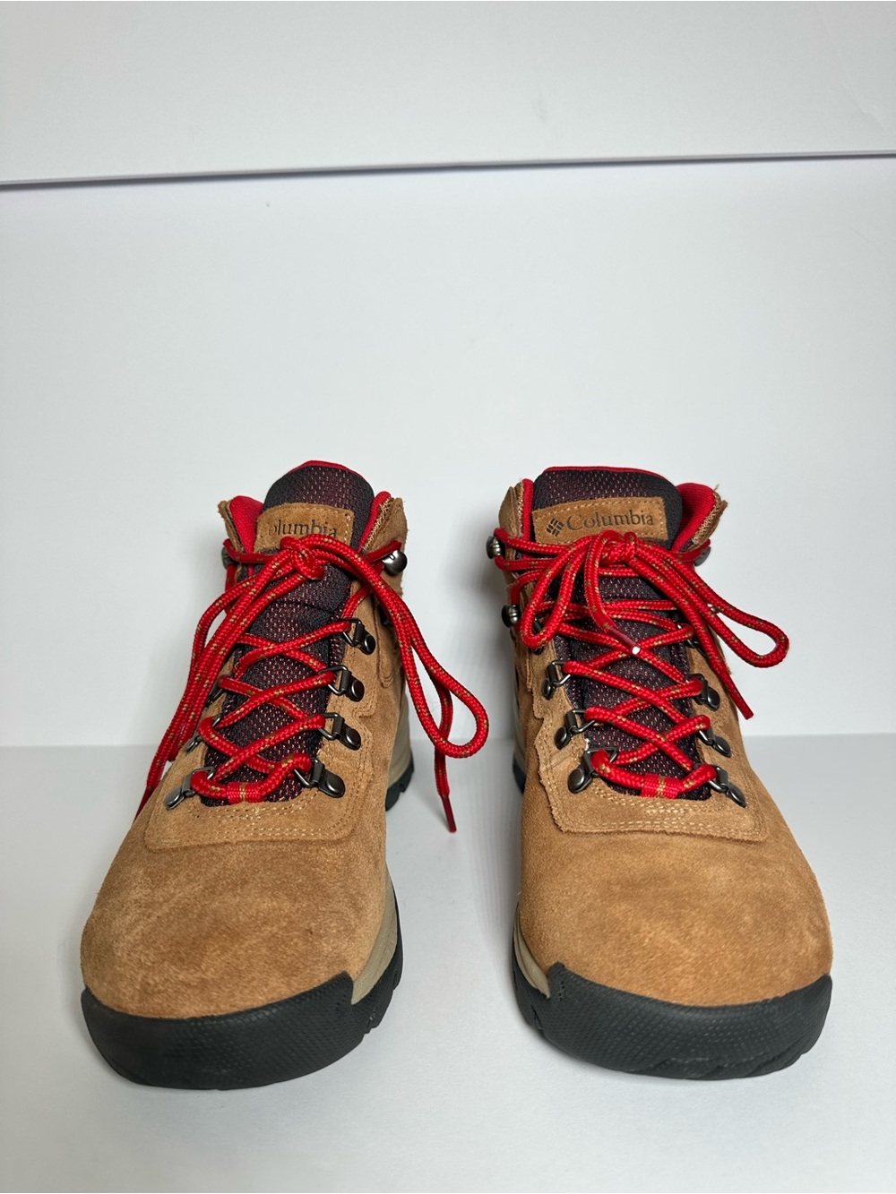 Columbia Tan Suede Hiking Boots with Red Laces